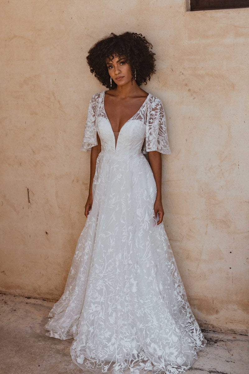 Fontana Detachable Lace Cape Wedding Dress – TC361