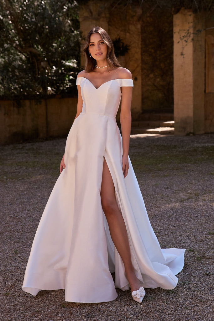 ISABELLE Bridal Gown by Tania Olsen Designs