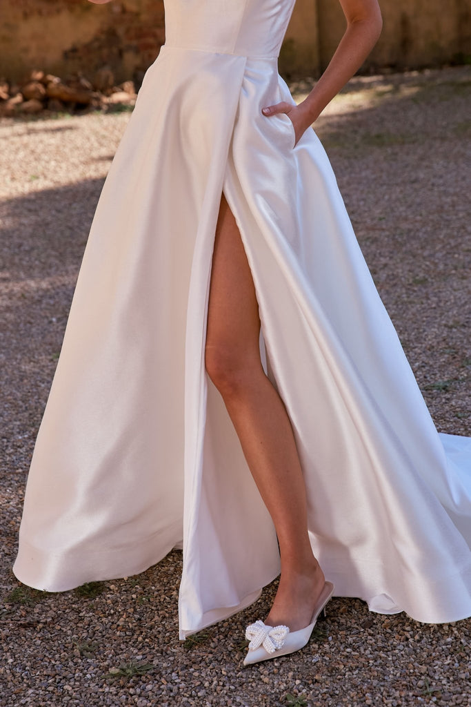 ISABELLE Bridal Gown by Tania Olsen Designs