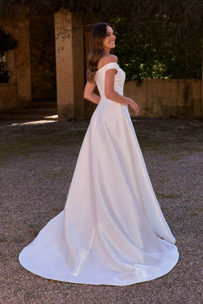 ISABELLE Bridal Gown by Tania Olsen Designs