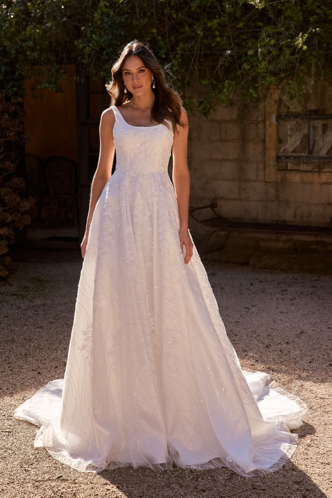 JACQUELINE Bridal Gown by Tania Olsen Designs