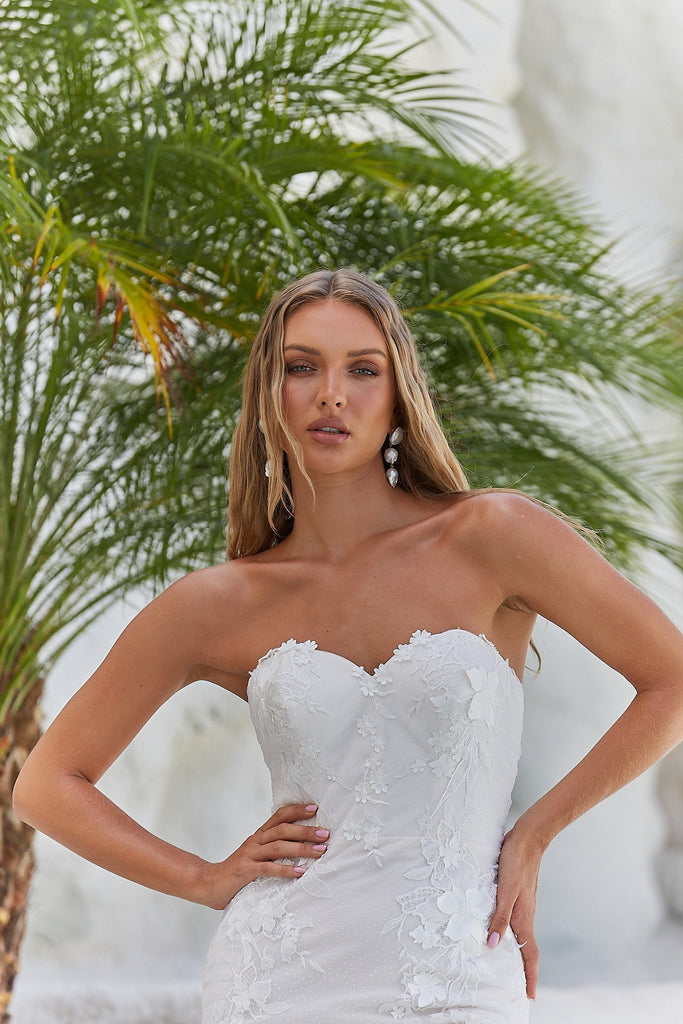 Rhea Off - the - shoulder Fitted Wedding Dress - Sample Sale by Tania Olsen Designs