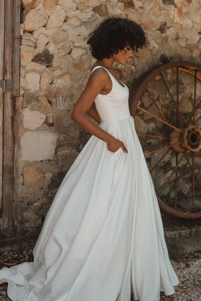 Vienna Square Neck Wedding Dress – TC338